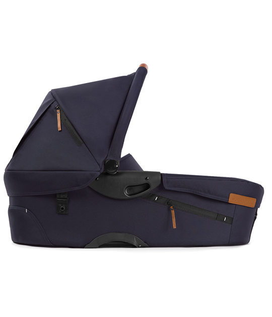 Mutsy Evo Urban Nomad deep navy reiswieg